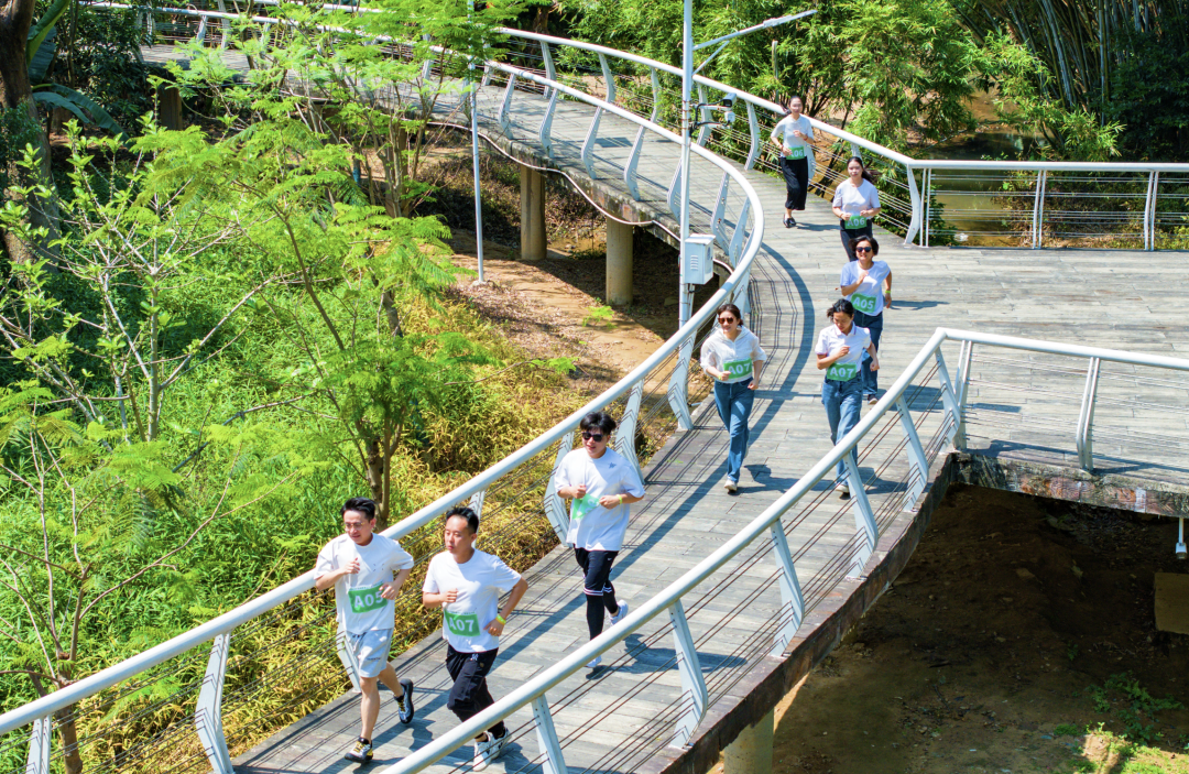 途经碧道的大源村“村跑”活动。（资料图）.png